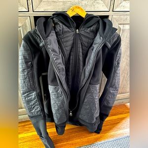 Lululemon black lightweight jacket sz 6 zip pockets thumb holes detachable hood